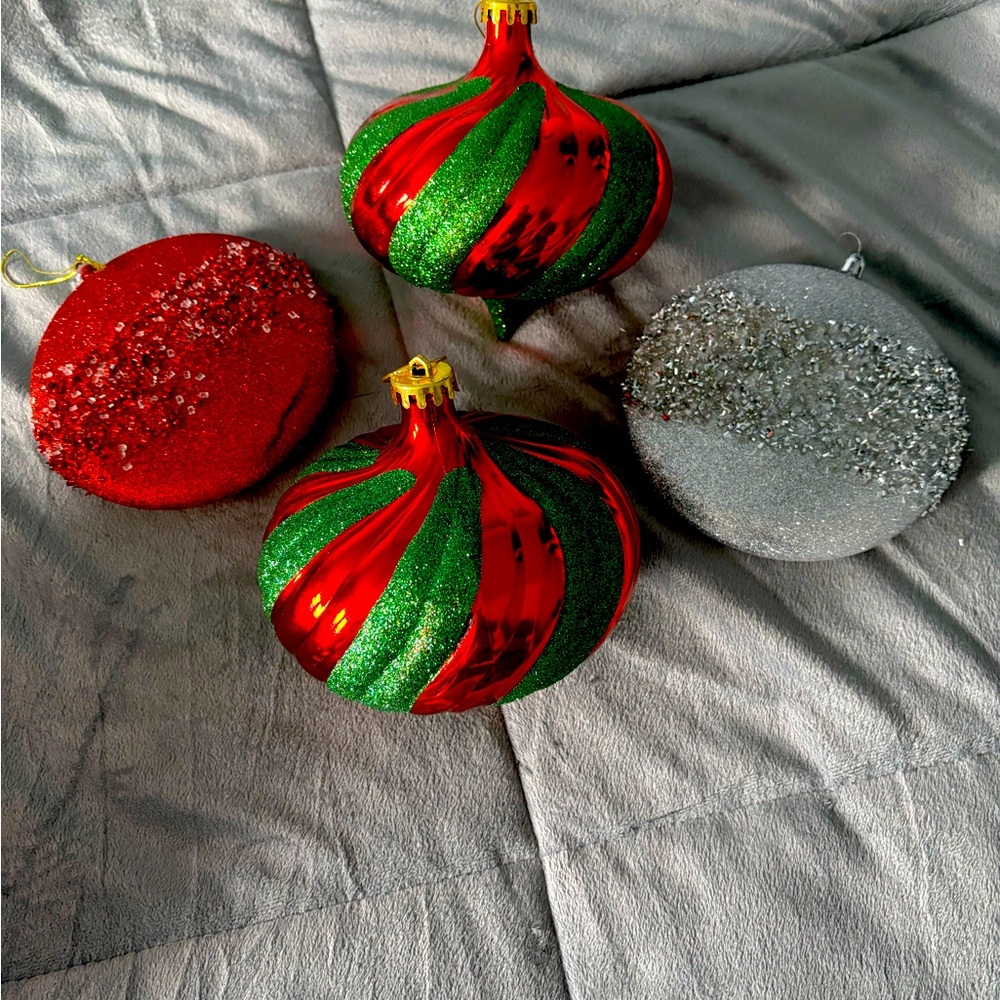 8 oversized Christmas ornaments/ Decor selling as a set